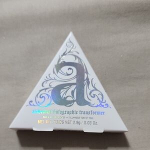 Kat Von D Alchemist Holographic Highlighter - Silver